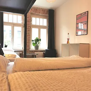 Hostel Multitude, Lipsko