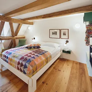https://hotel-engelwirt-apartments.com-bavaria.com