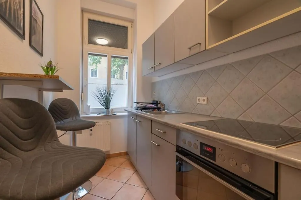 Zentrales Gemuetliches Apartment Mit Sky Bundesliga Leipzig