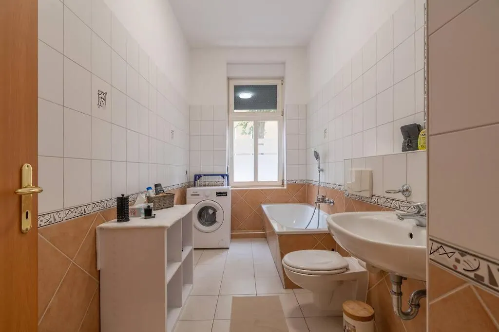 Zentrales Gemuetliches Apartment Mit Sky Bundesliga Leipzig