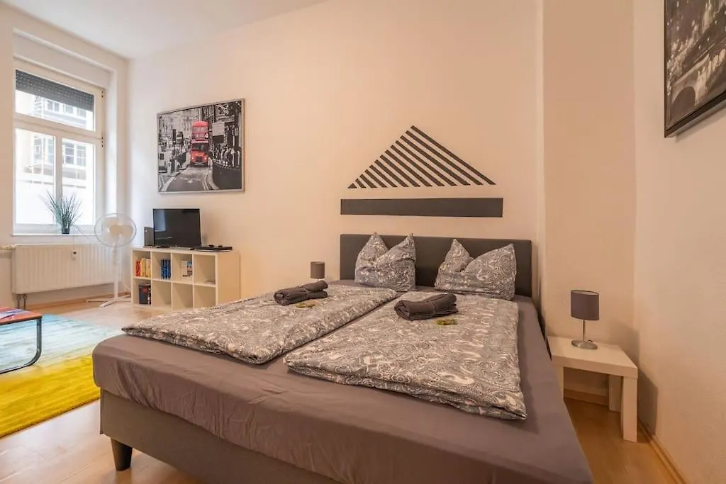 Zentrales Gemuetliches Apartment Mit Sky Bundesliga Leipzig