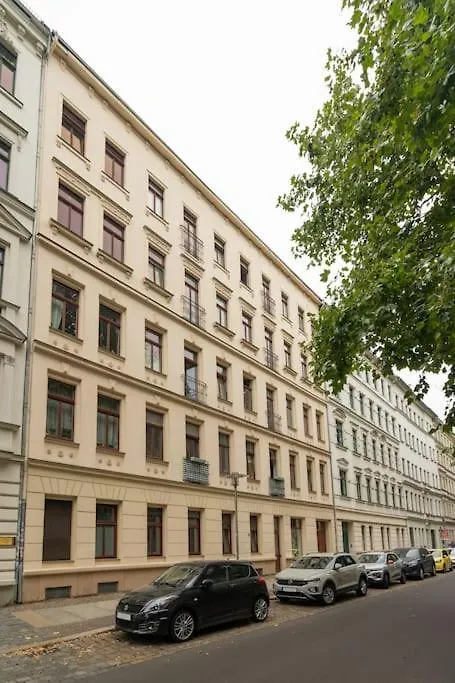 Zentrales Gemuetliches Apartment Mit Sky Bundesliga Leipzig Germany