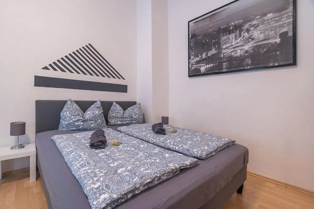 Zentrales Gemuetliches Apartment Mit Sky Bundesliga Leipzig Germany