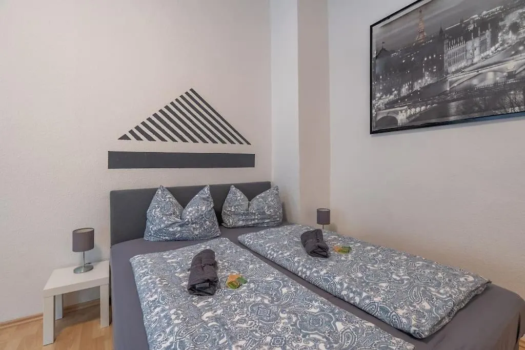 Zentrales Gemuetliches Apartment Mit Sky Bundesliga Leipzig